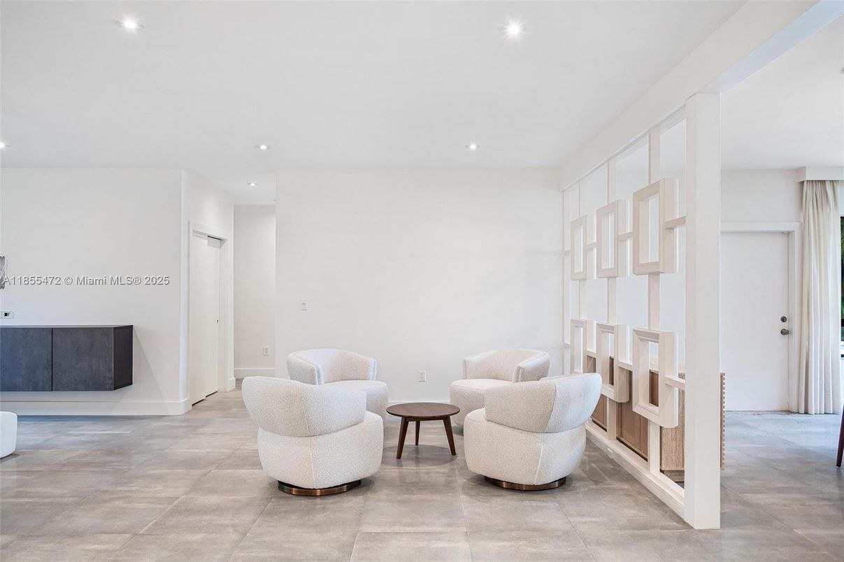 Interior, Recessed Lighting