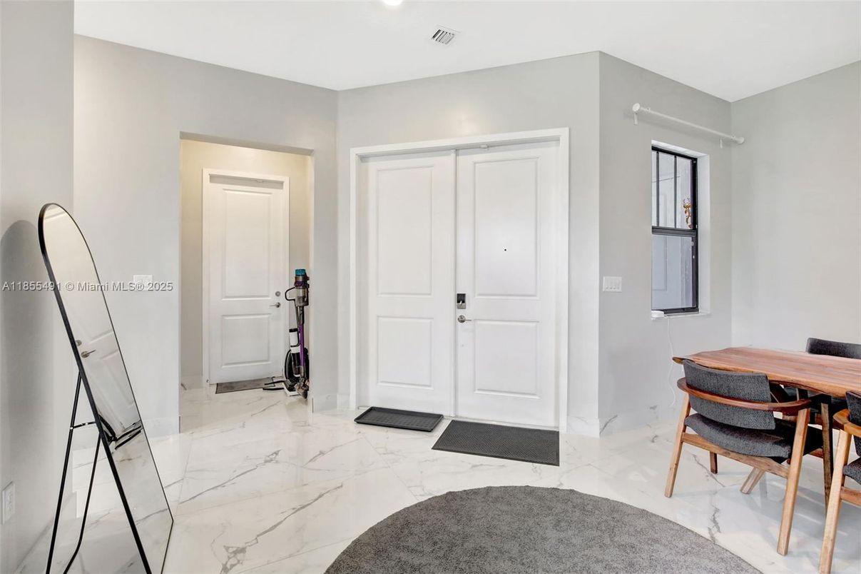 Dining room, Interior, Marble, Recessed Lighting