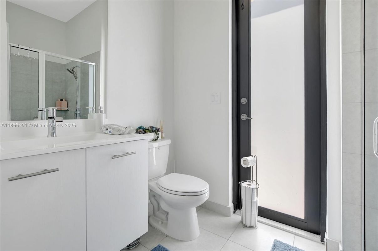 Bathroom, Interior