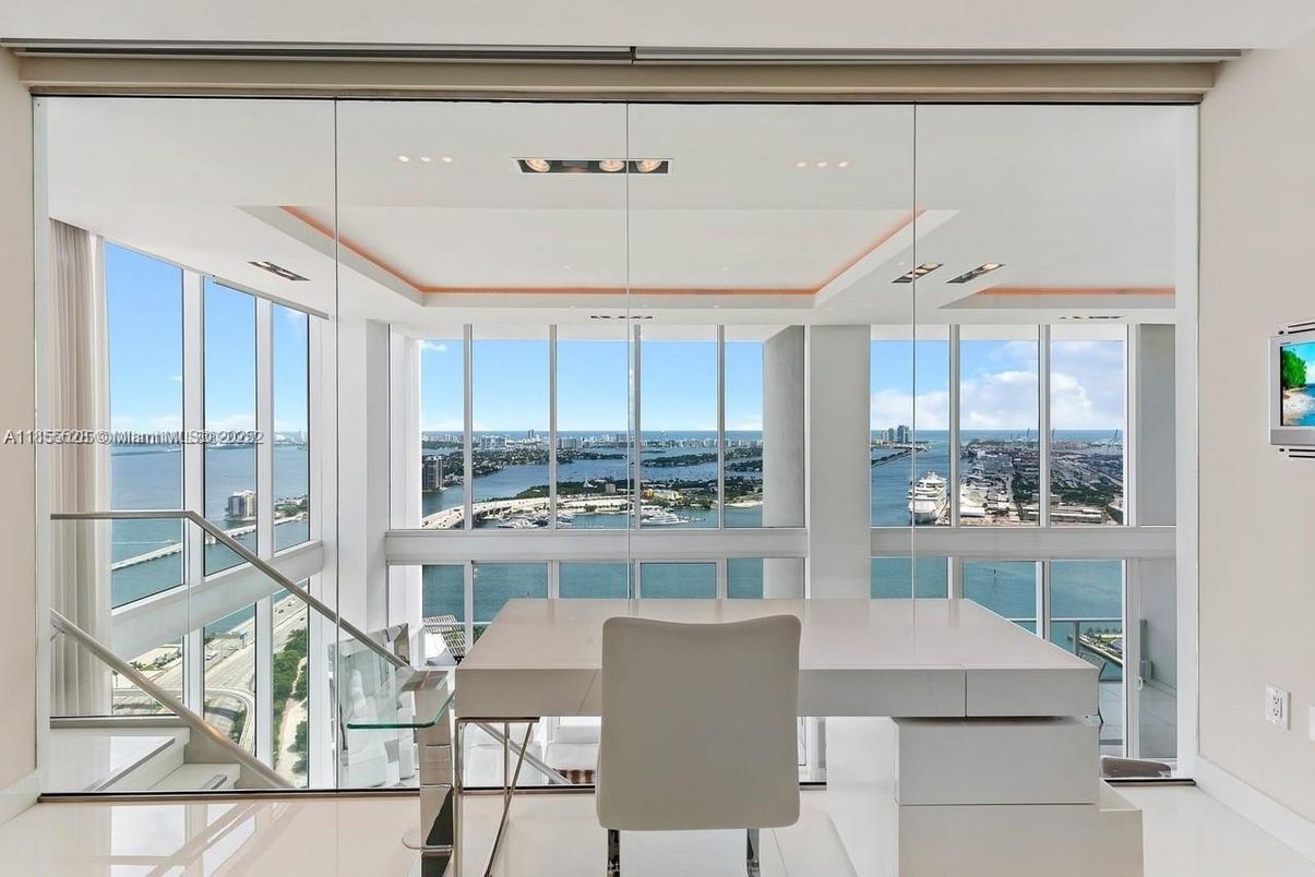 Interior, Pendant Lights, Water