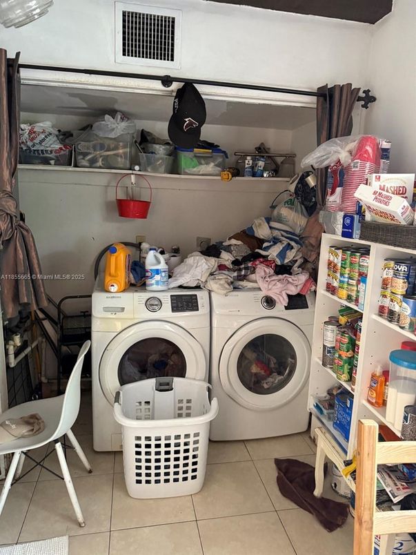 Interior, Utility Closets, Washer