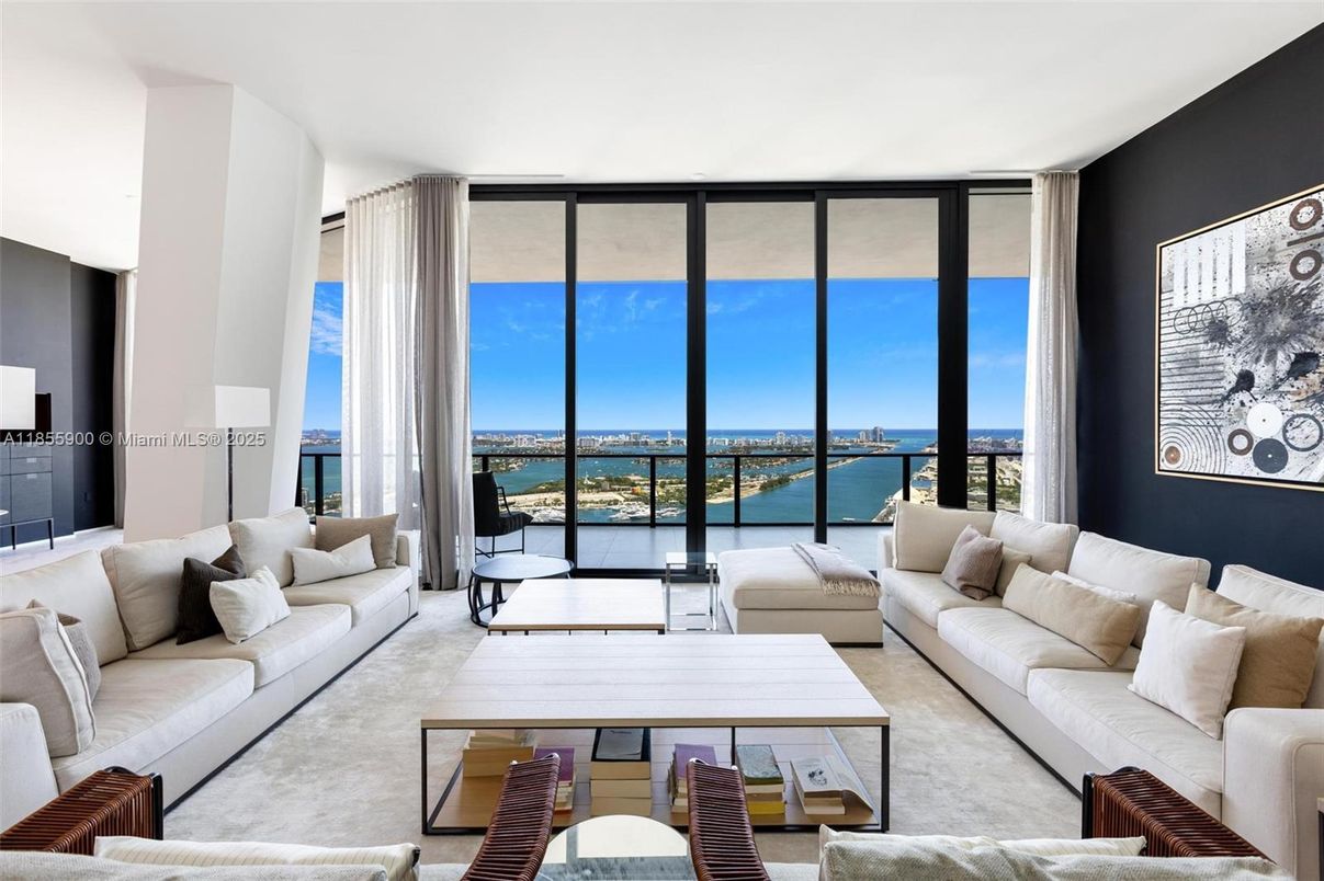 Interior, Living room, Water