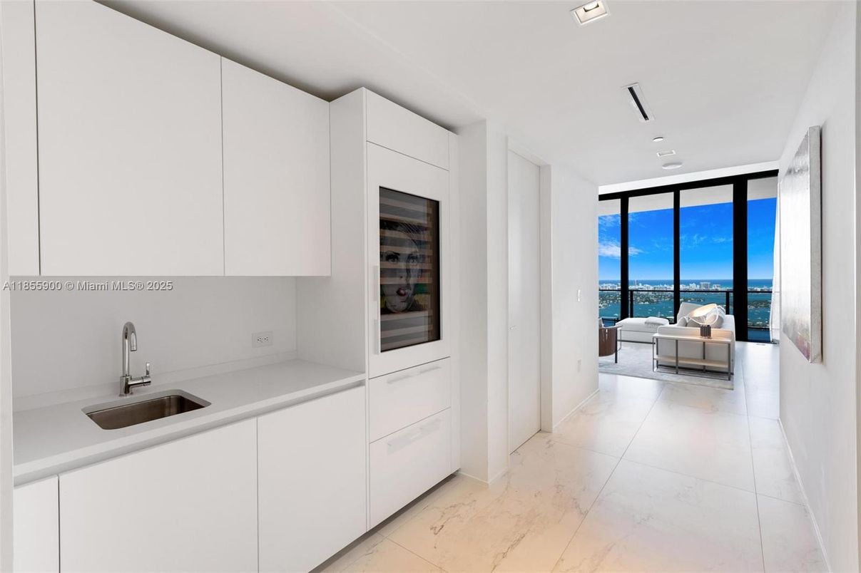 Interior, Kitchen, Marble, Recessed Lighting, Water