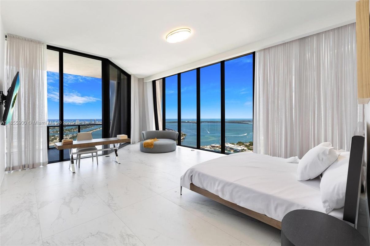 Bedroom, Interior, Marble, Water