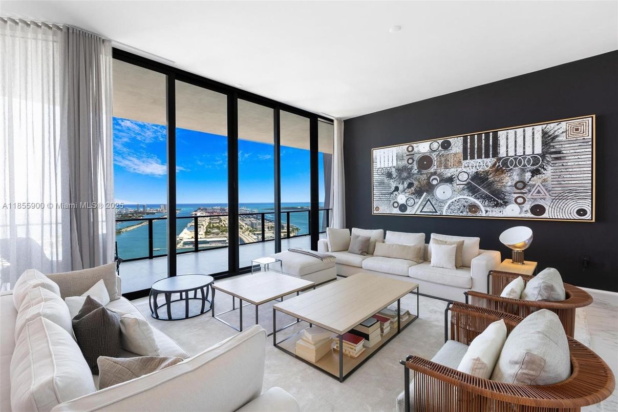 Interior, Living room, Water