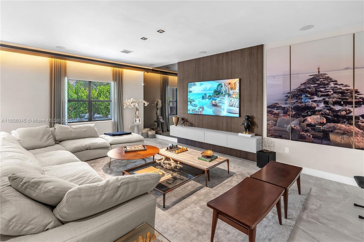 Interior, Living room, Recessed Lighting