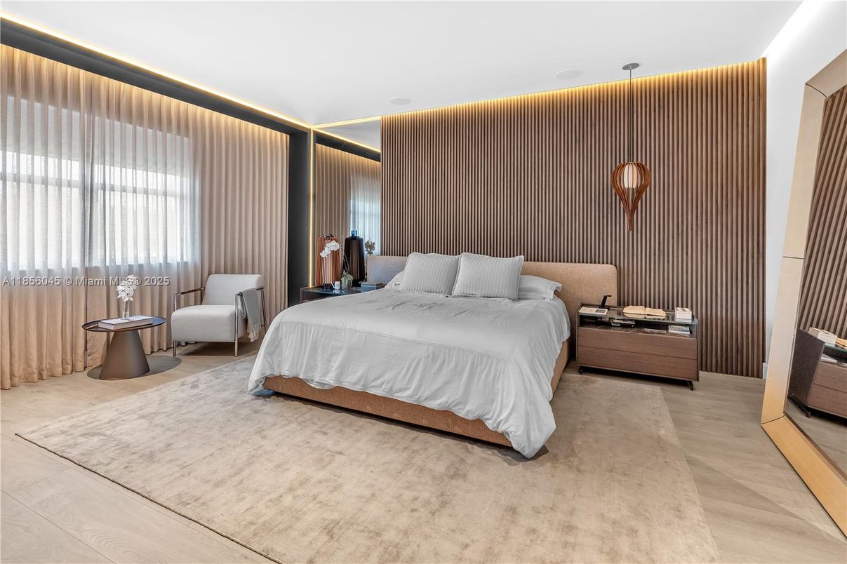 Bedroom, Interior, Pendant Lights, Recessed Lighting