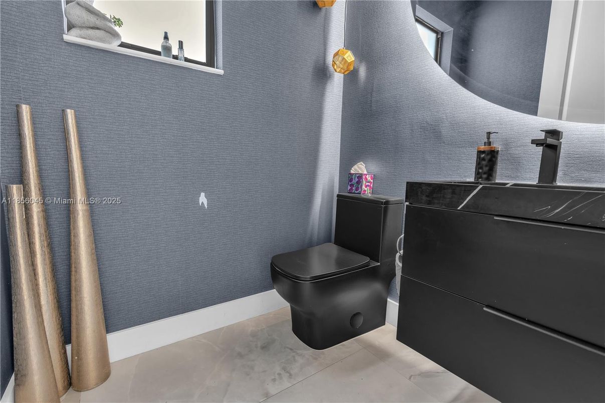 Bathroom, Interior