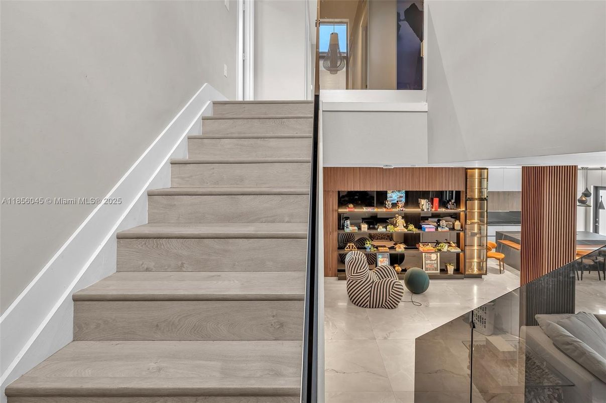 Interior, Marble