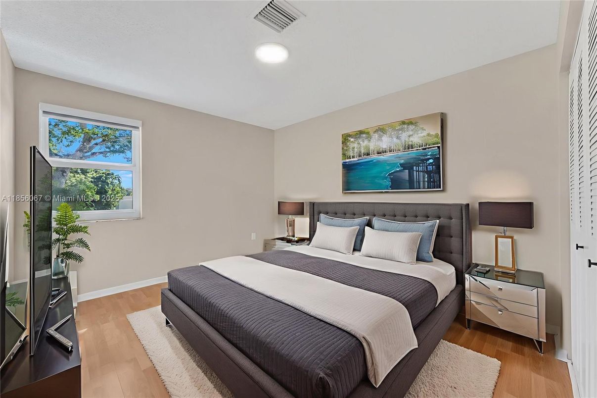 Bedroom, Interior, Recessed Lighting, Wood Texture Flooring