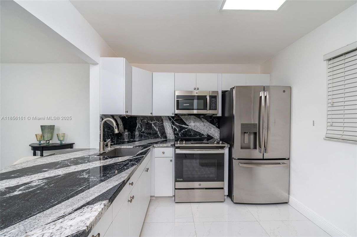 Interior, Kitchen, Marble, Stainless Steel Appliances