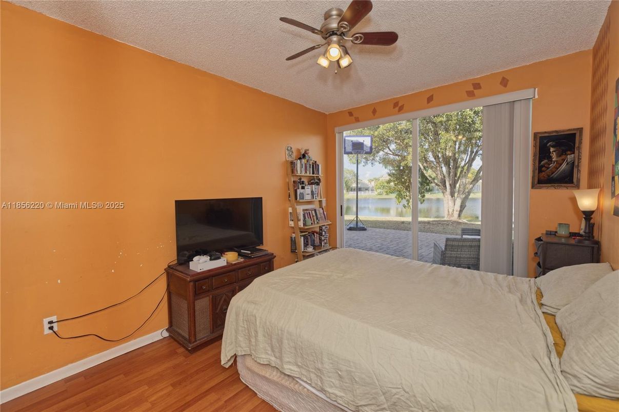 Bedroom, Interior, Water, Wood Texture Flooring