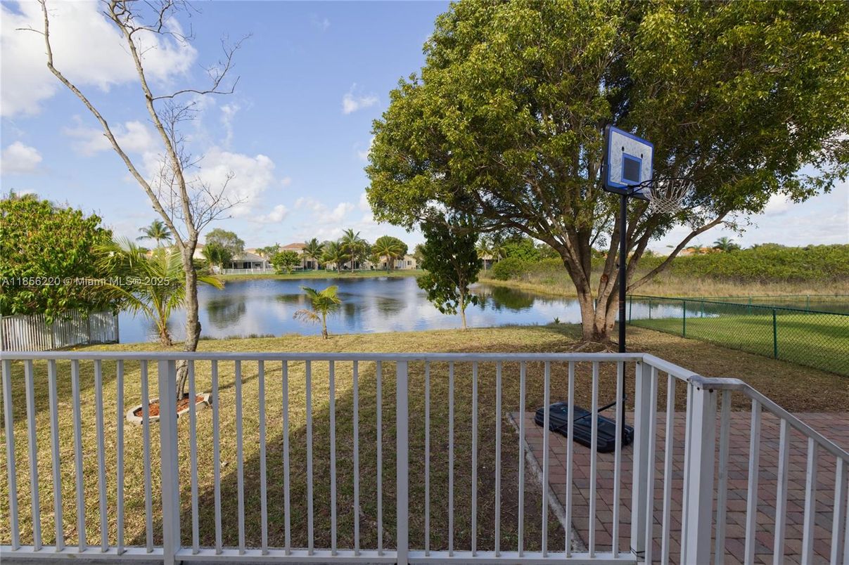 Exterior, Water