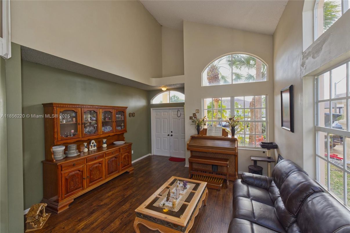 Interior, Living room, Piano, Wood Texture Flooring