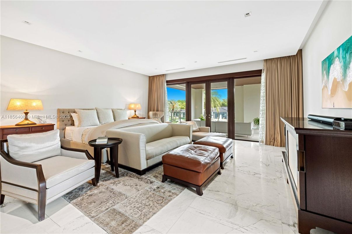Interior, Living room, Marble, Recessed Lighting, Water