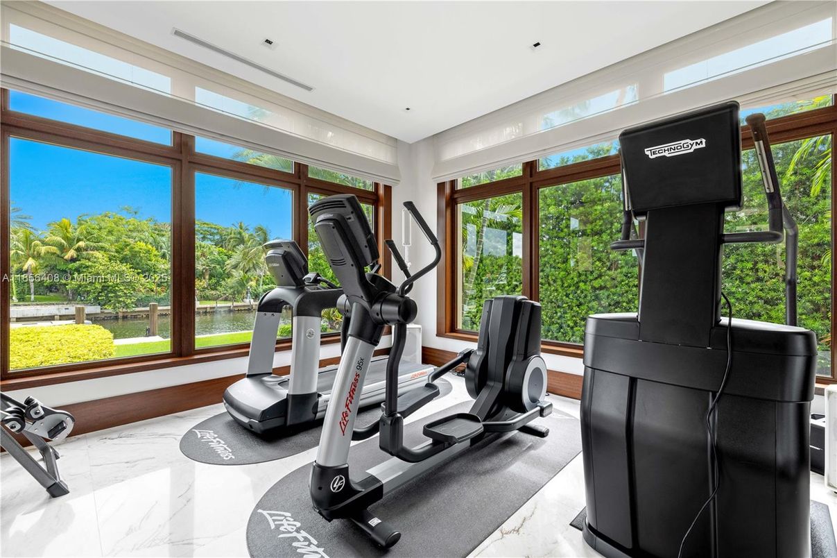 Fitness Equipment, Interior, Marble, Recessed Lighting