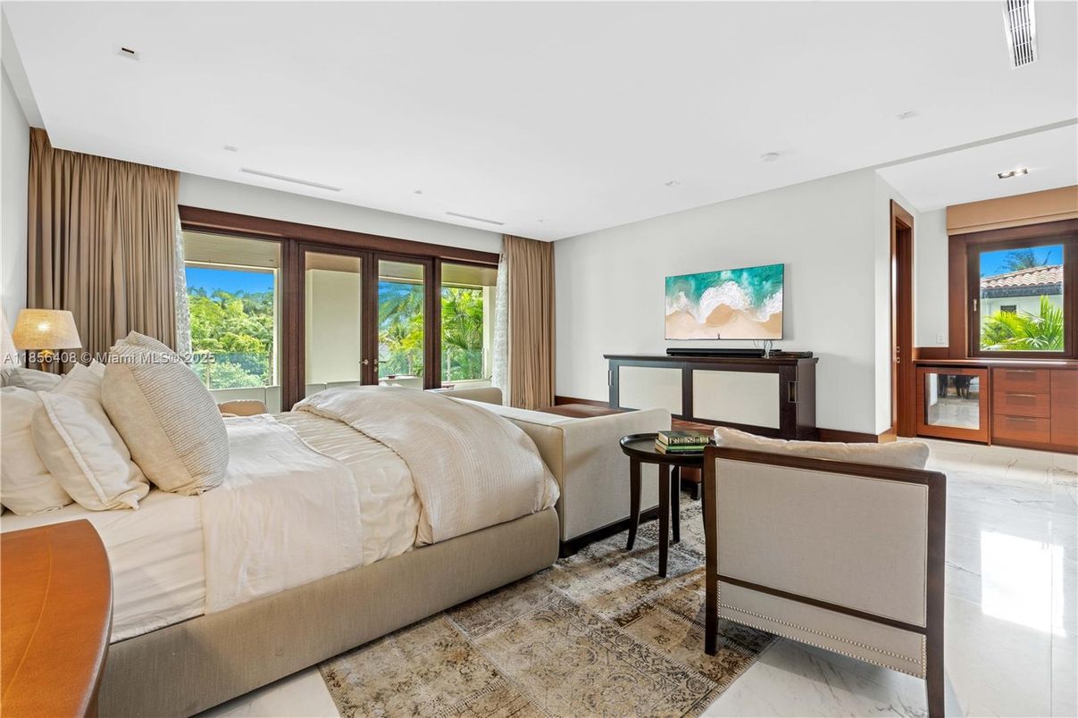 Bedroom, Interior, Marble, Recessed Lighting