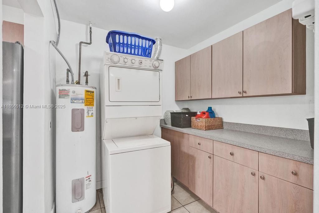 Interior, Utility Closets, Washer