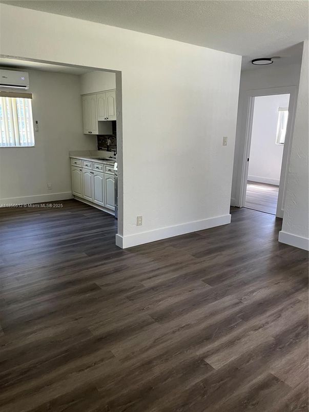 Empty room, Interior, Kitchen, Wood Texture Flooring