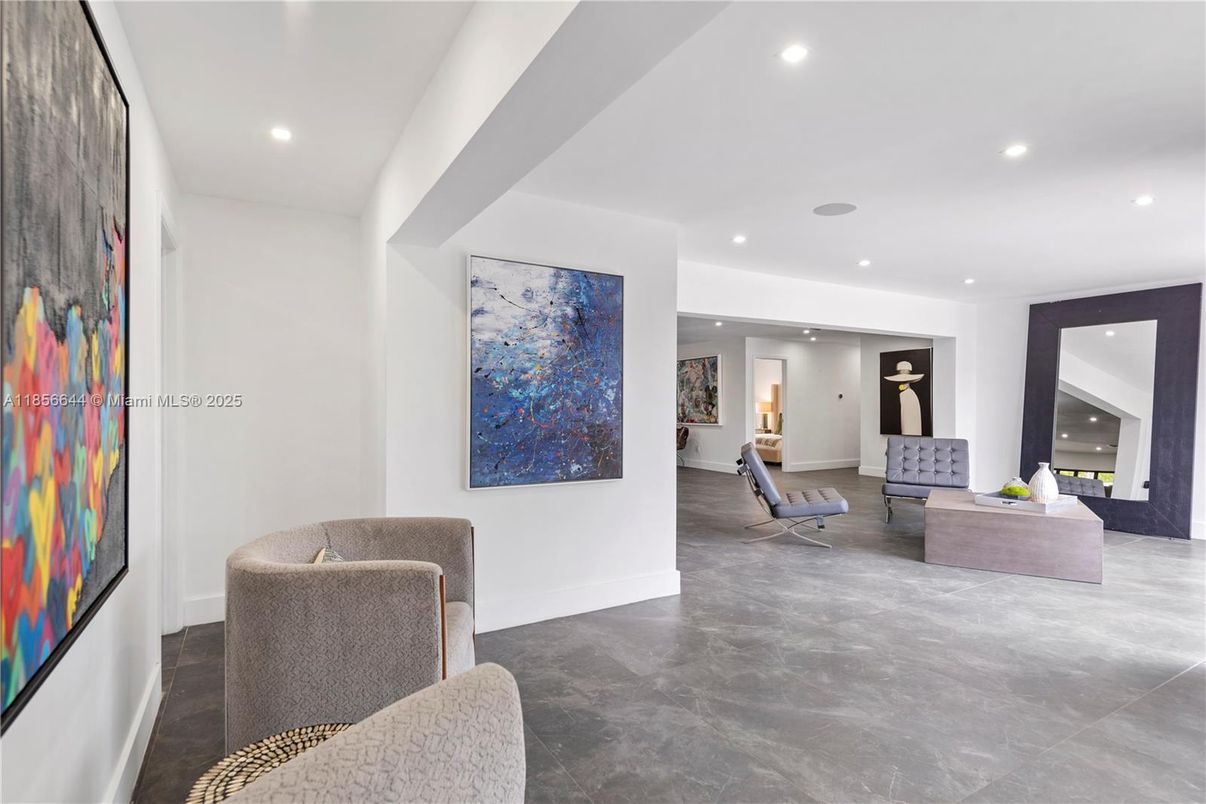 Interior, Recessed Lighting