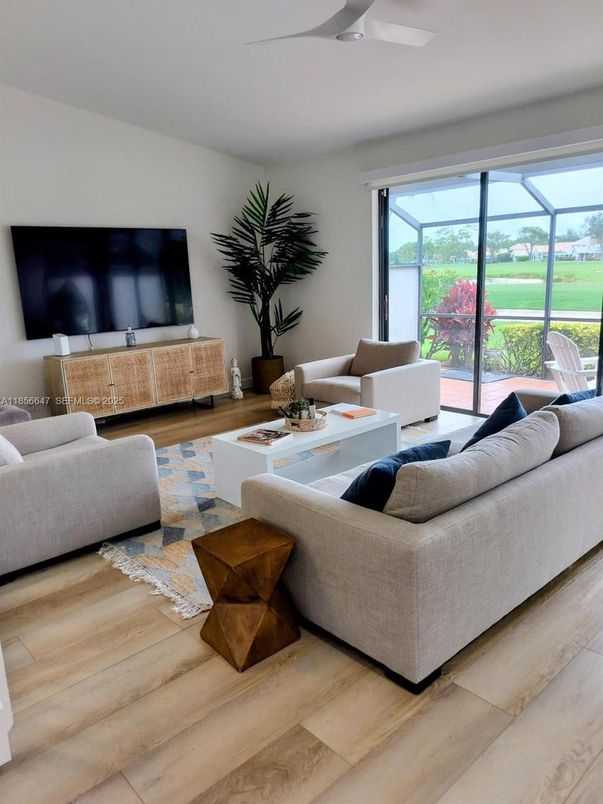Interior, Living room, Sun Room, Wood Texture Flooring