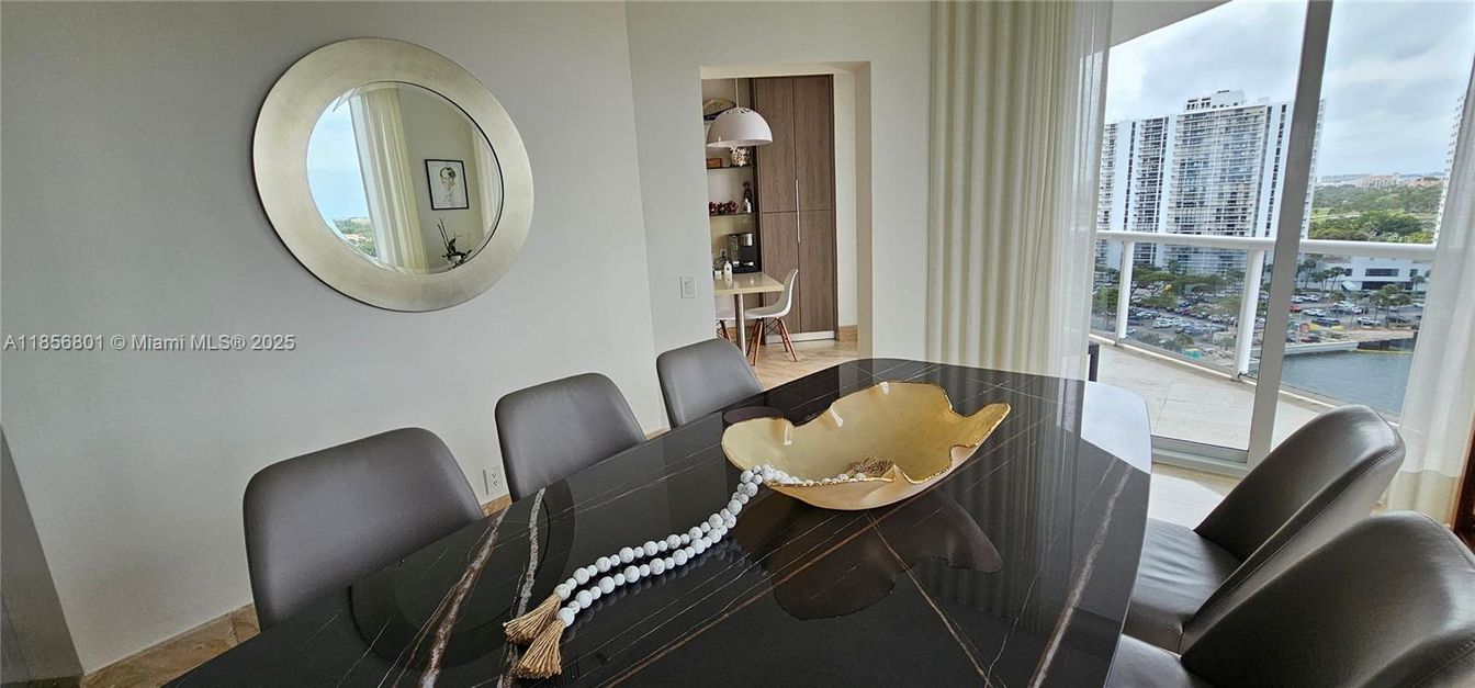 Dining room, Interior, Water