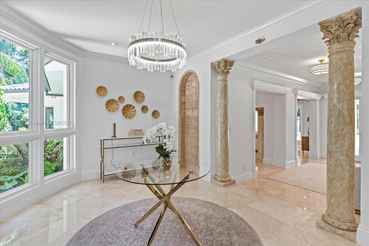 Chandelier, Interior, Recessed Lighting