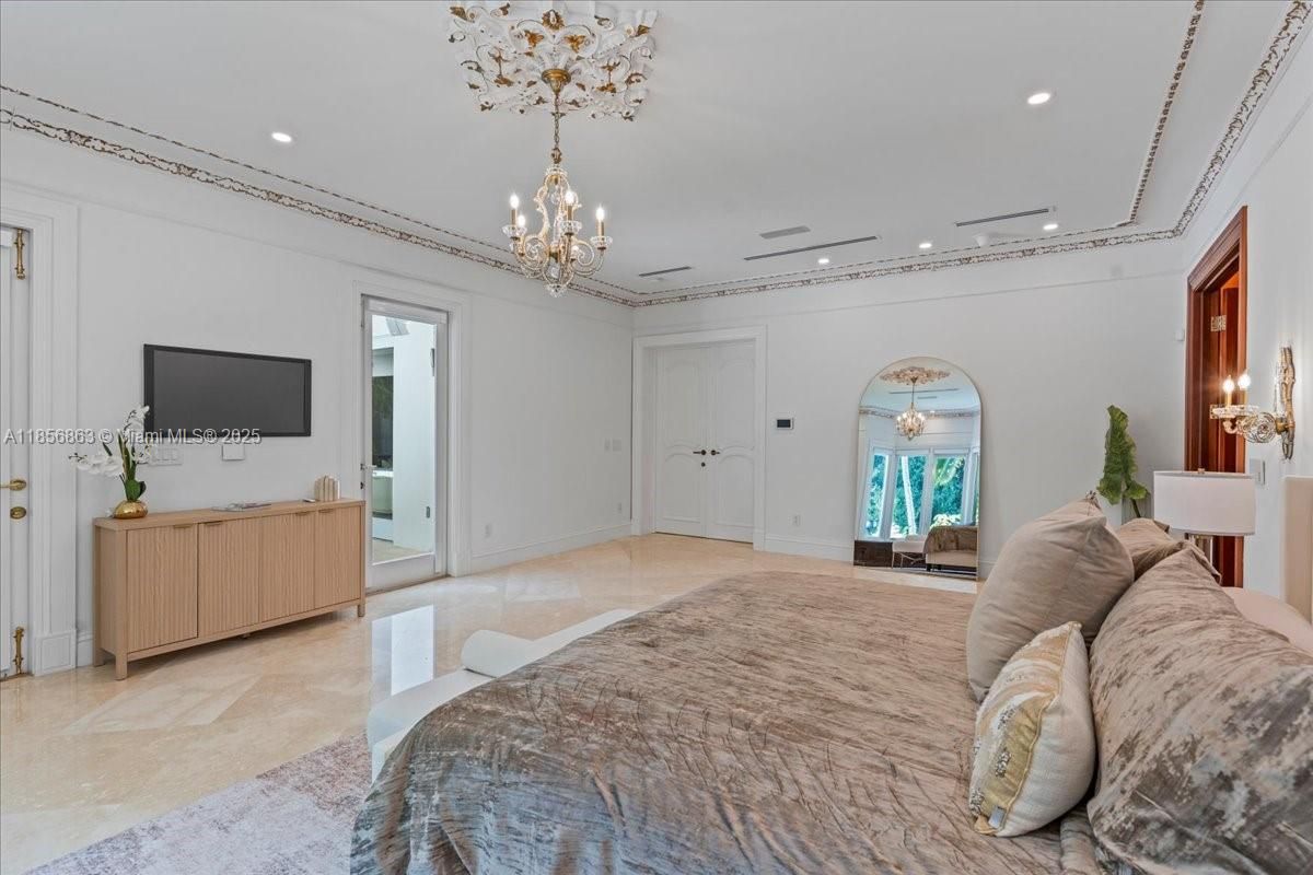 Bedroom, Chandelier, Interior, Recessed Lighting