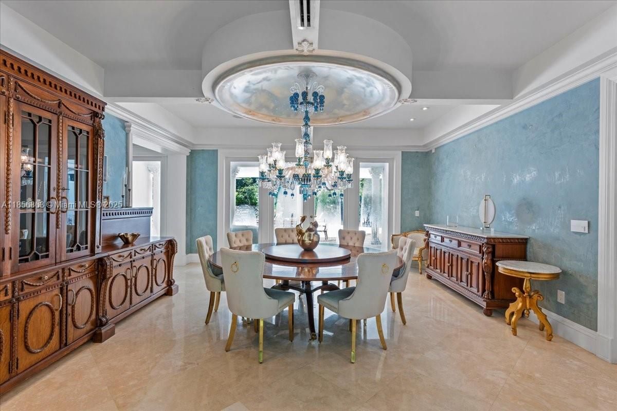 Chandelier, Dining room, Interior, Recessed Lighting