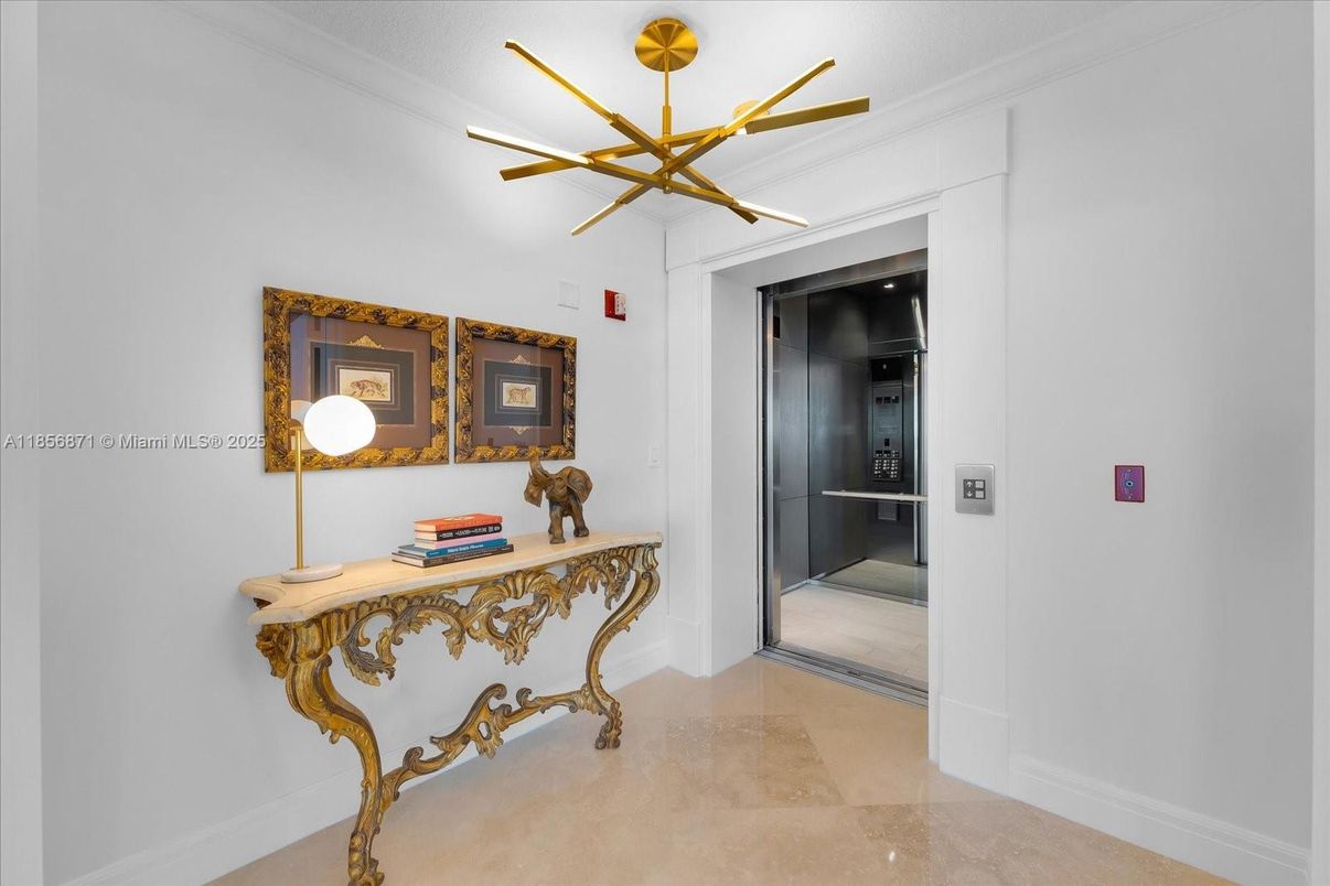 Elevator, Interior, Pendant Lights