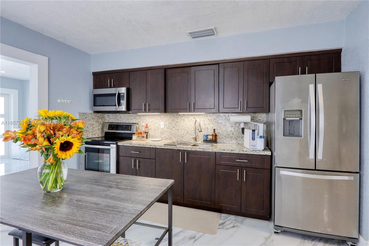 Interior, Kitchen, Marble, Stainless Steel Appliances