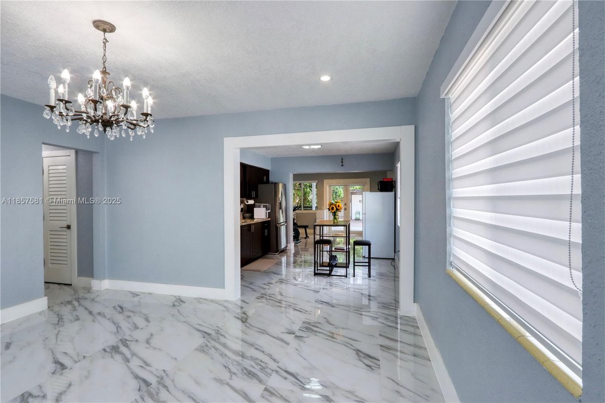 Chandelier, Interior, Marble, Recessed Lighting