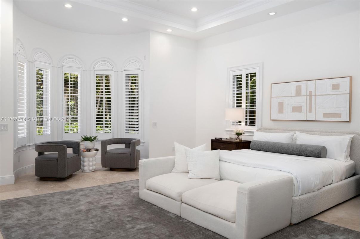 Bedroom, Interior, Recessed Lighting