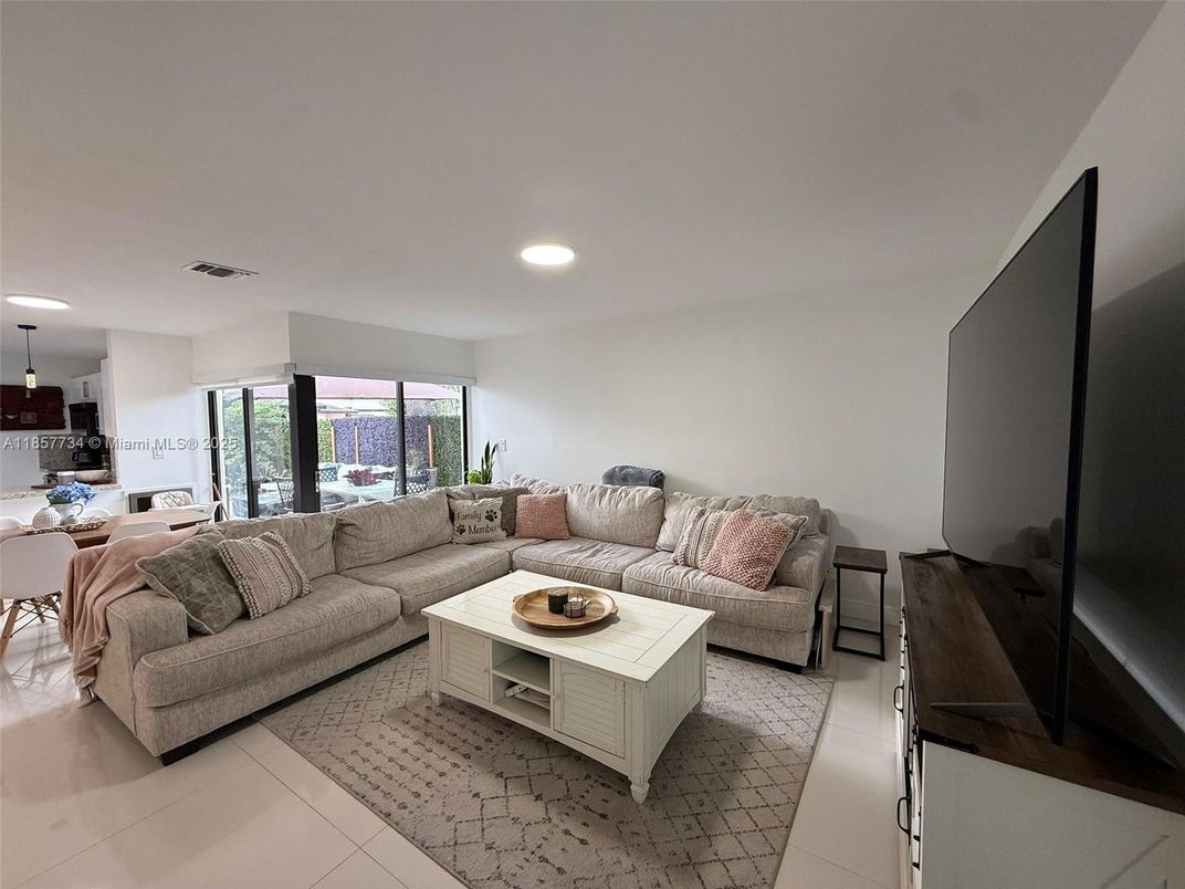 Dining room, Interior, Kitchen, Living room, Pendant Lights, Recessed Lighting