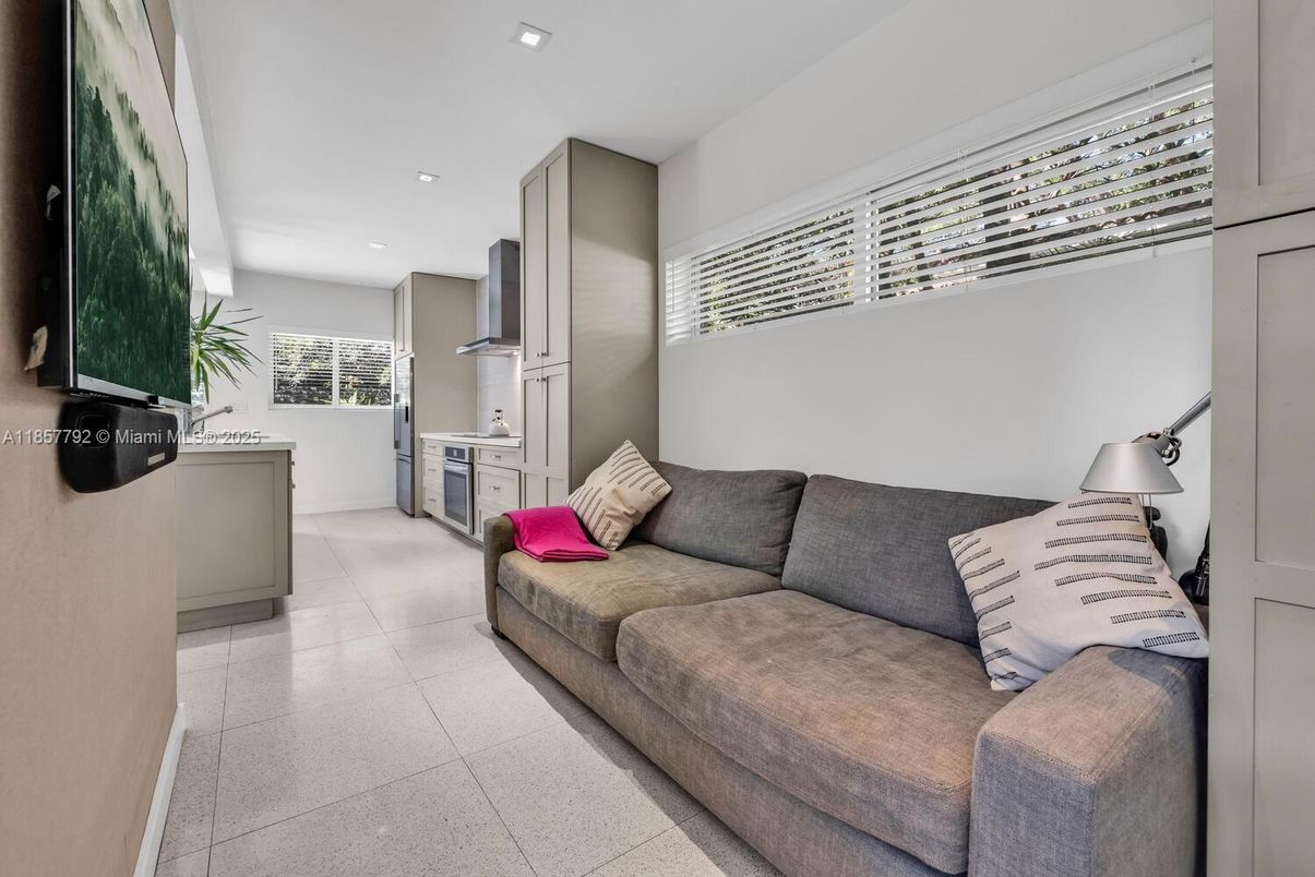 Interior, Kitchen, Living room, Recessed Lighting