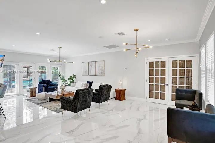 Interior, Living room, Marble, Pendant Lights, Recessed Lighting, Water