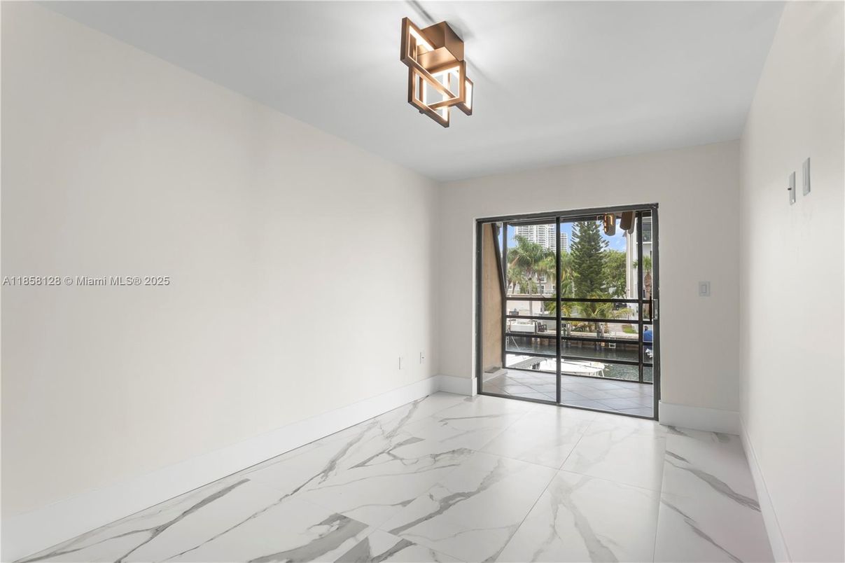 Empty room, Interior, Marble