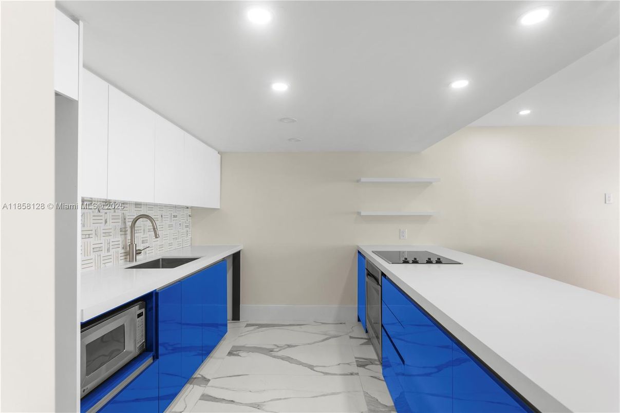 Interior, Kitchen, Marble, Recessed Lighting