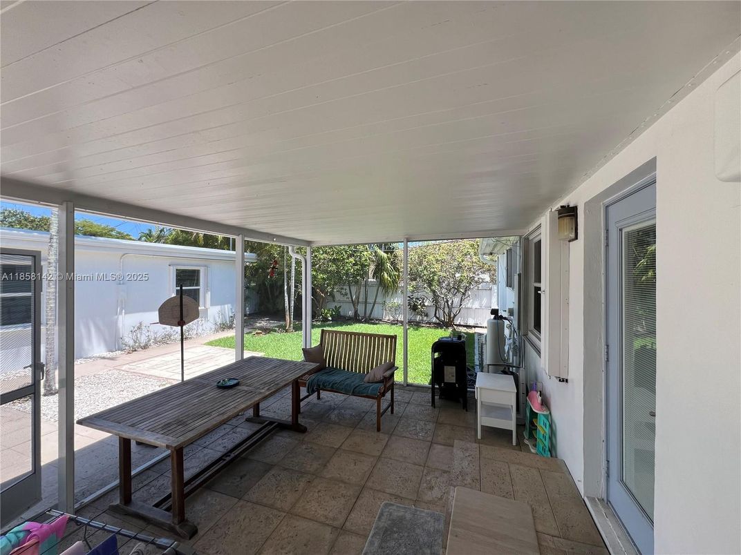 Exterior, Interior, Sun Room