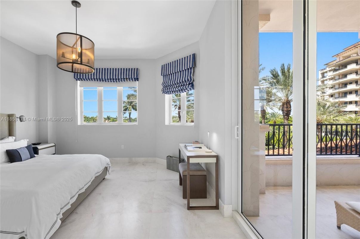 Bedroom, Interior, Marble, Pendant Lights