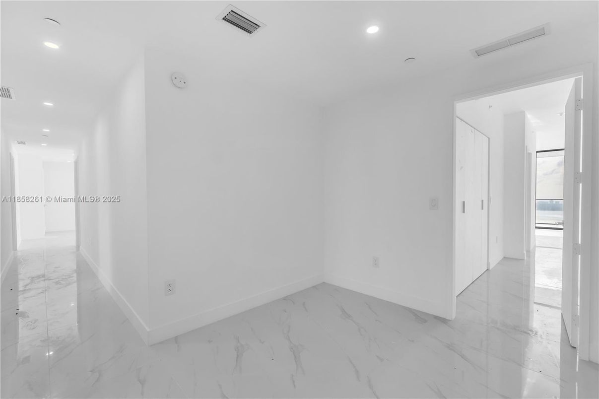 Empty room, Interior, Marble, Recessed Lighting, Water