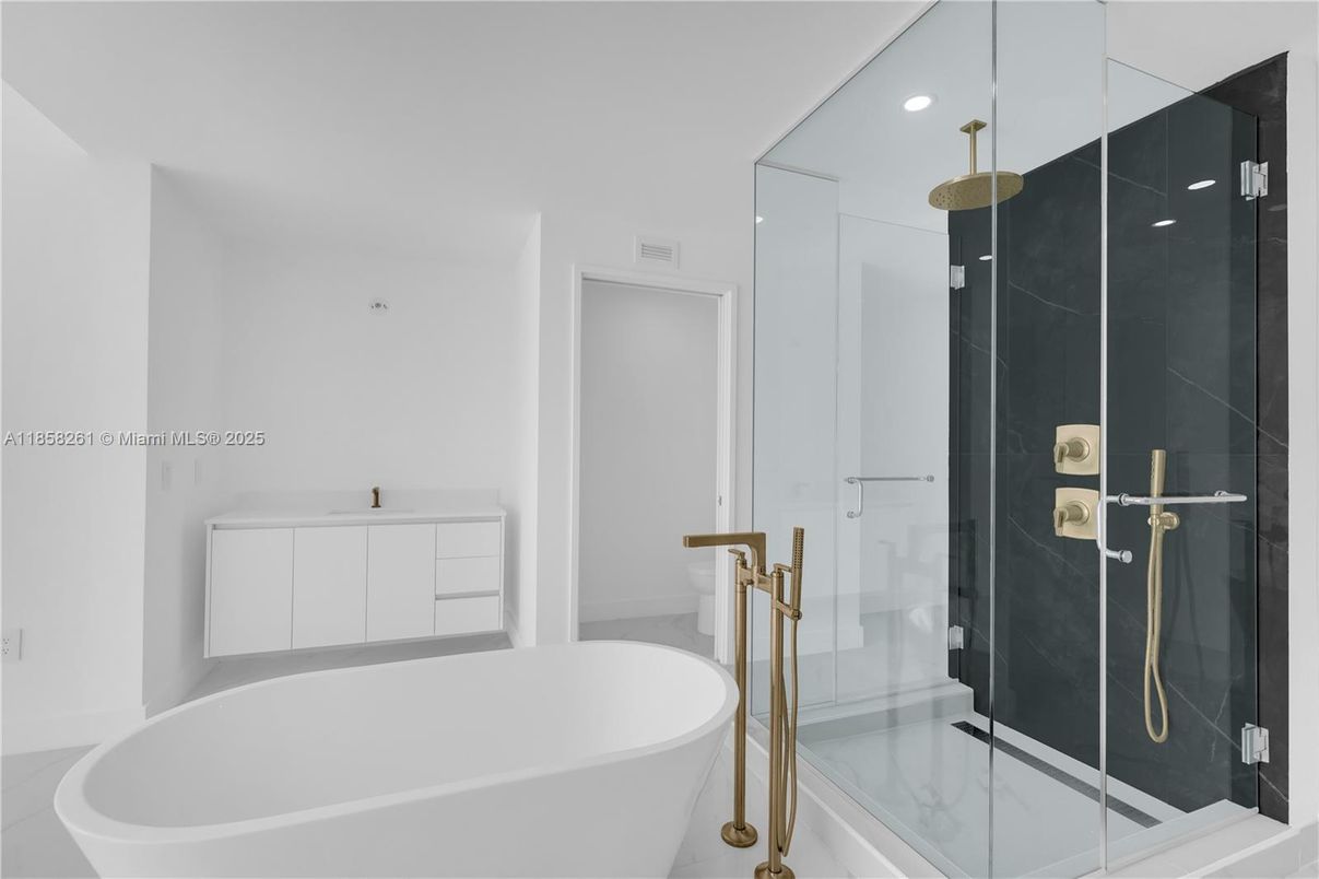 Bathroom, Free Standing Baths, Glass Shower, Interior, Recessed Lighting