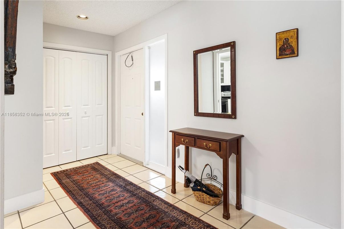 Interior, Recessed Lighting