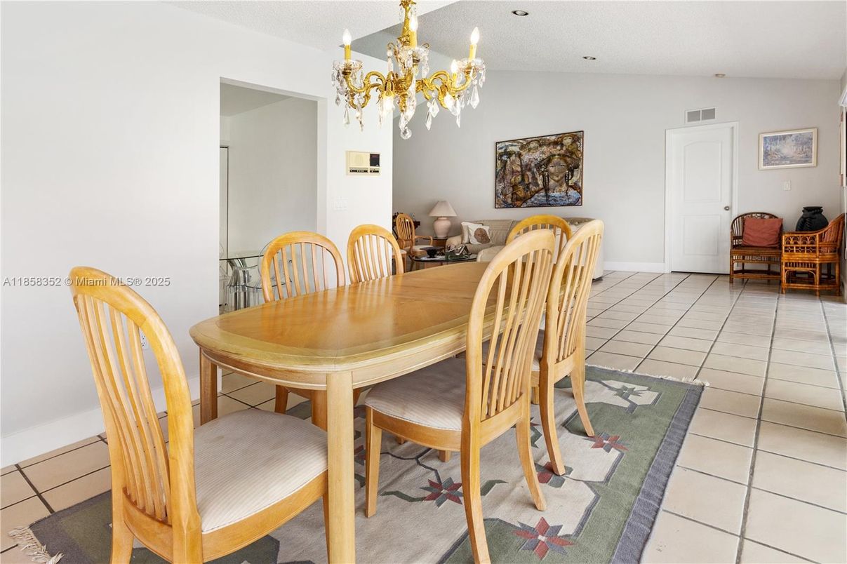 Chandelier, Dining room, Interior
