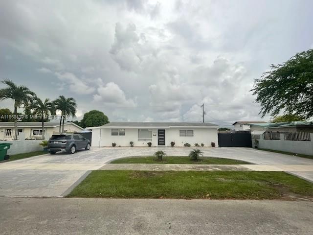Attached, Backyard, Exterior, Facade, Ranch