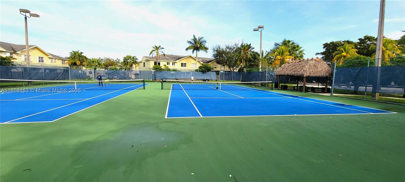 Exterior, Tennis Courts