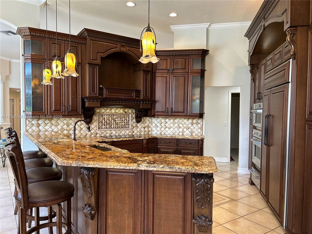 Interior, Kitchen, Pendant Lights, Recessed Lighting