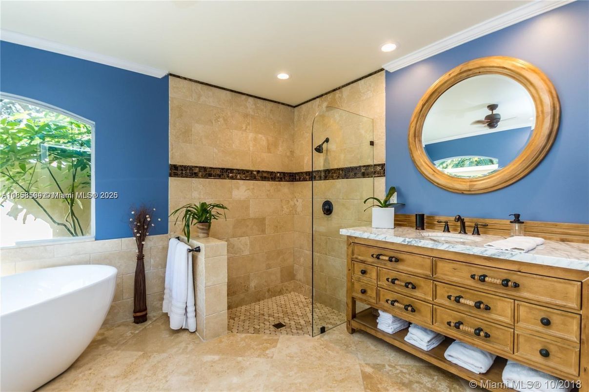 Bathroom, Dual Sink Vanities, Free Standing Baths, Glass Shower, Interior, Recessed Lighting