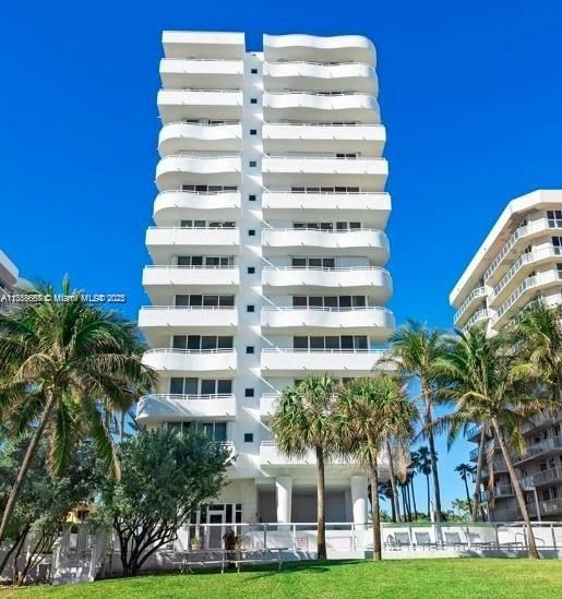 Exterior, Facade, Condo Building