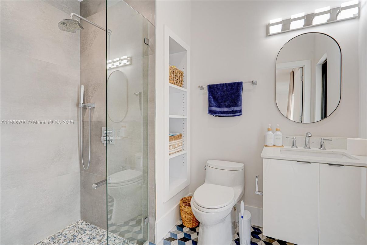 Bathroom, Glass Shower, Interior